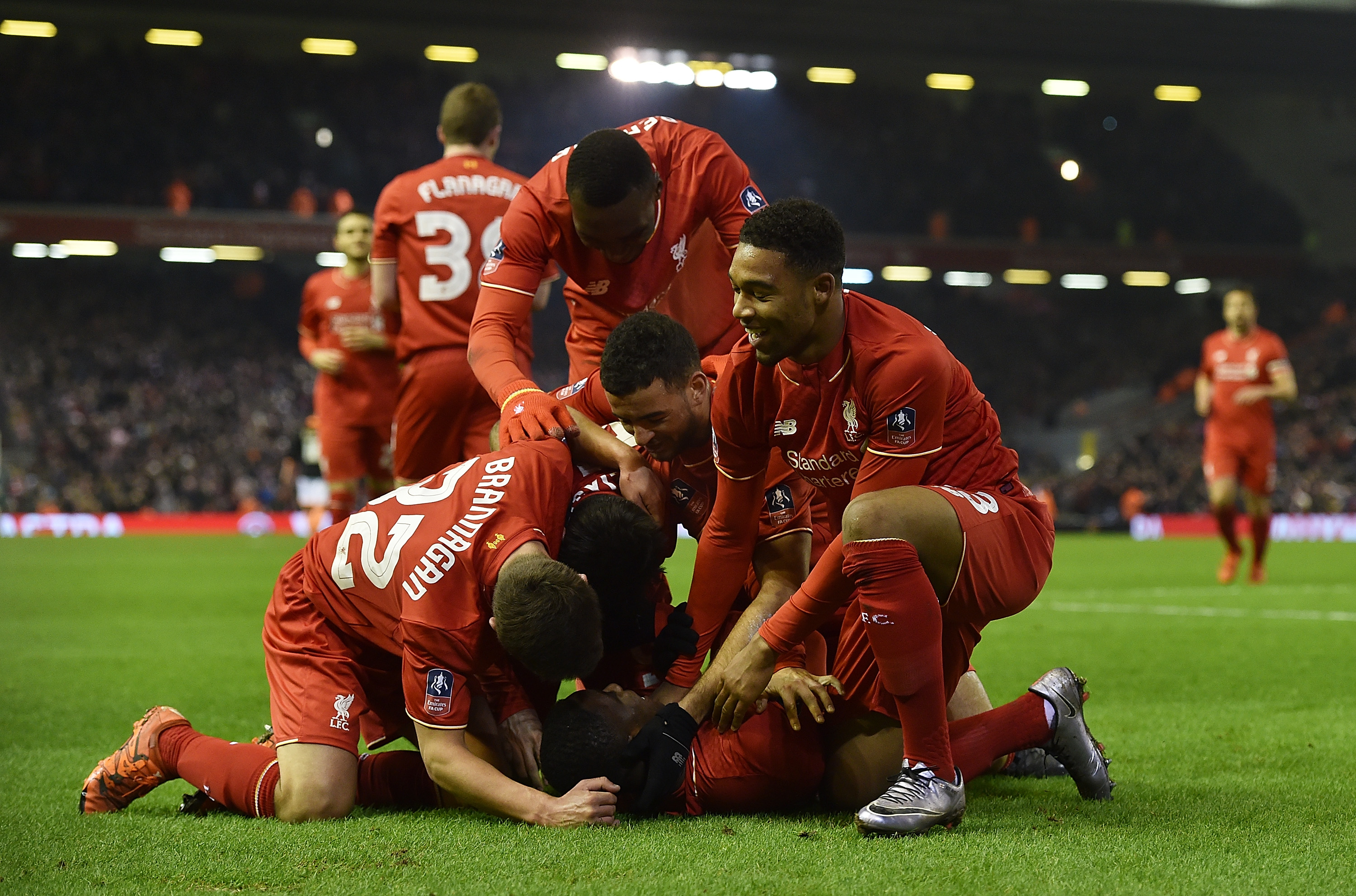 队报：里昂被迫签下森林门将特纳，并将其租借至美职联