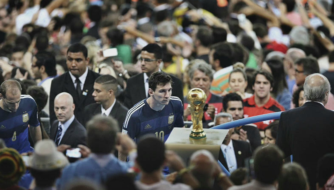 范戴克：与远藤航聊了世界杯分组，日本优秀球员众多极具实力