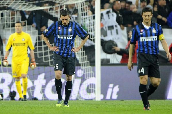 梁靖崑一脸沮丧令人心疼！10-6手握赛点被逆转 腰椎伤病困扰他9个月