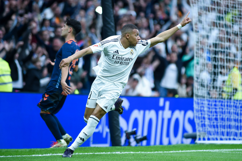 巴媒：因陷财务危机，科林蒂安要求德佩搬离月租4万欧的套房