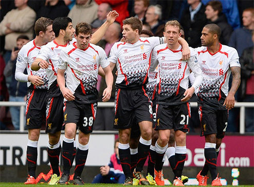 篮球CBA球队训练营全员参与