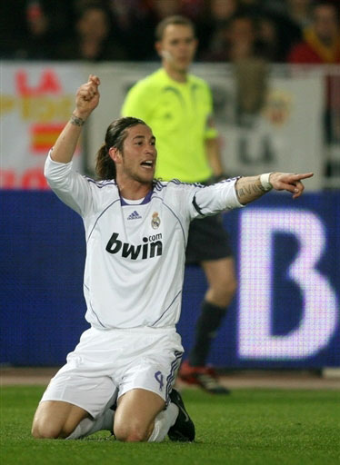 西甲半场：纳瓦罗、N.威廉姆斯建功，毕尔巴鄂2-0莱万特