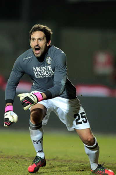 凯塞多：我并非同位置世界最佳；喜欢看赖斯踢球期待与他对决