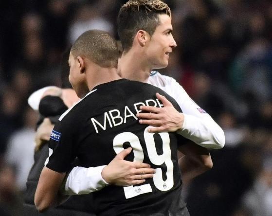 意大利裁判马萨执法巴萨对法兰克福，此前他从未执法巴萨比赛