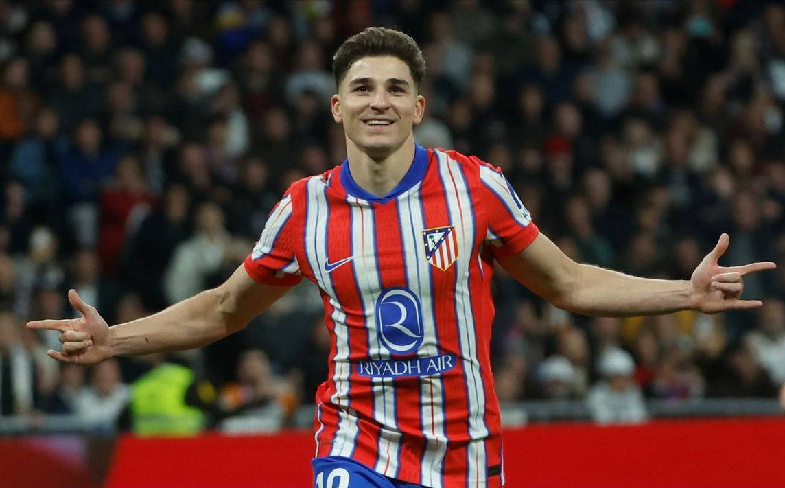 阿夫迪亚空砍37分，马刺115-102击败开拓者，福克斯37分率队稳居西部第五