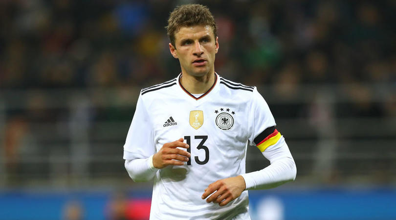 穆帅评价本菲卡13场不败，认为网坛3巨头之一本可以踢足球