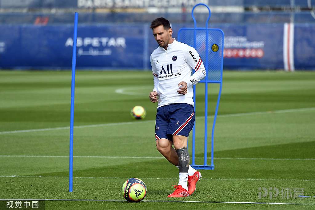 TA：恩昆库获准缺席季前训练，多家俱乐部已询问他的情况